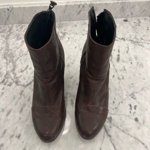 Rag & Bone Brown Leather Newburyport Booties in Brown